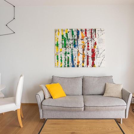 ארונה Suite 51 Appartamento Con Terrazzo A 50 Mt Dal Lago - Private Parking (Adults Only) מראה חיצוני תמונה