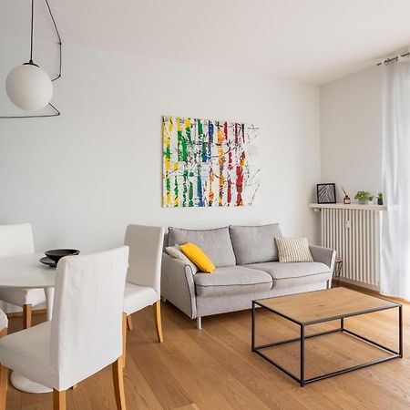 ארונה Suite 51 Appartamento Con Terrazzo A 50 Mt Dal Lago - Private Parking (Adults Only) מראה חיצוני תמונה
