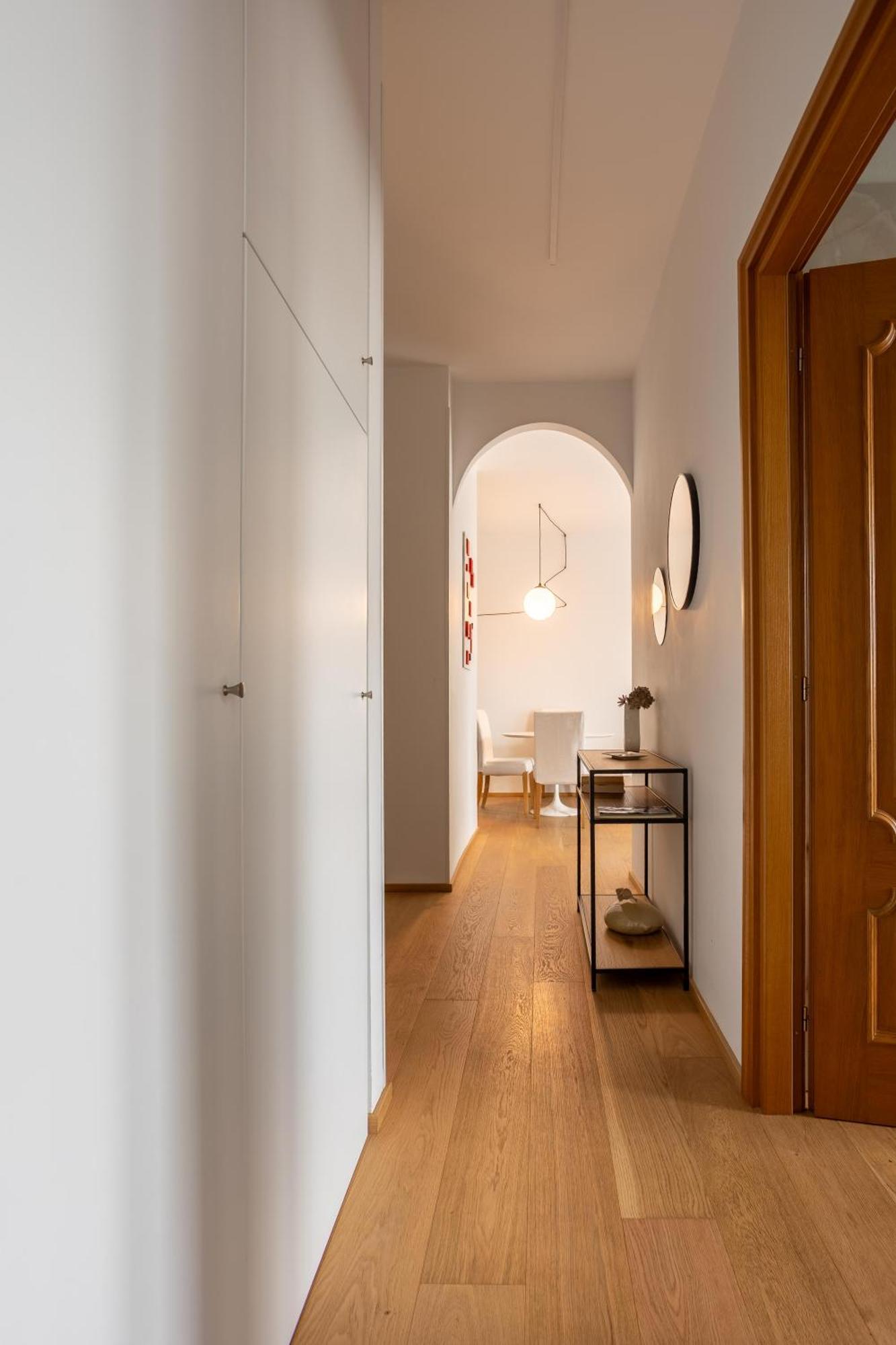 ארונה Suite 51 Appartamento Con Terrazzo A 50 Mt Dal Lago - Private Parking (Adults Only) מראה חיצוני תמונה
