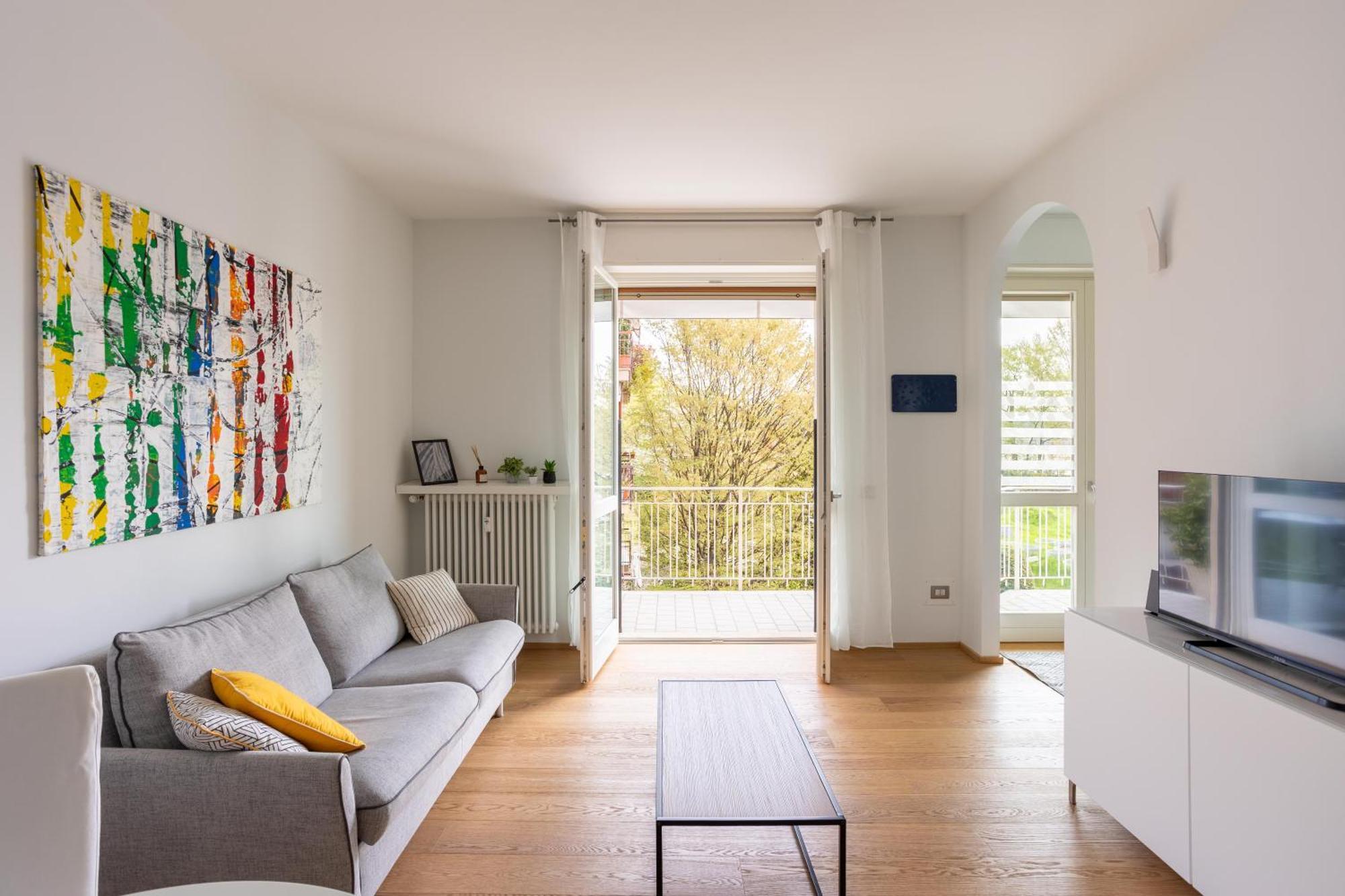 ארונה Suite 51 Appartamento Con Terrazzo A 50 Mt Dal Lago - Private Parking (Adults Only) מראה חיצוני תמונה